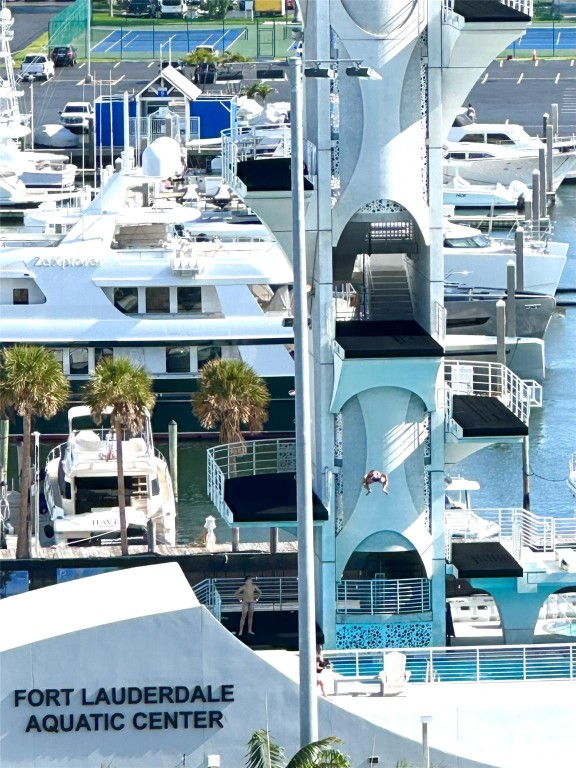 1 Las Olas Circle 1112