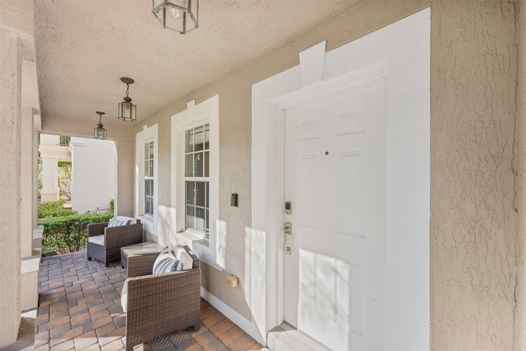 8121 Bautista Way