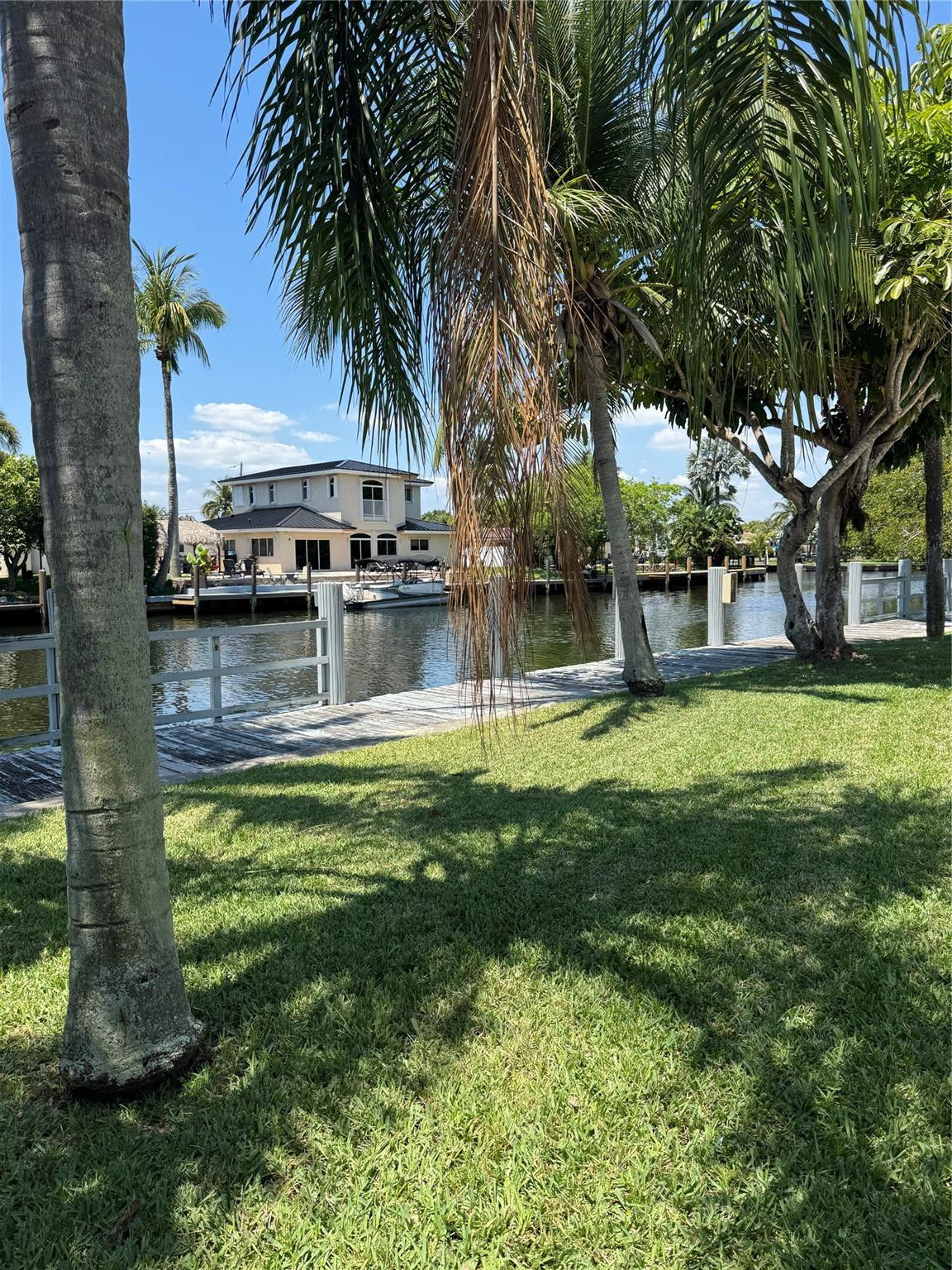 151 SE 6th Ave