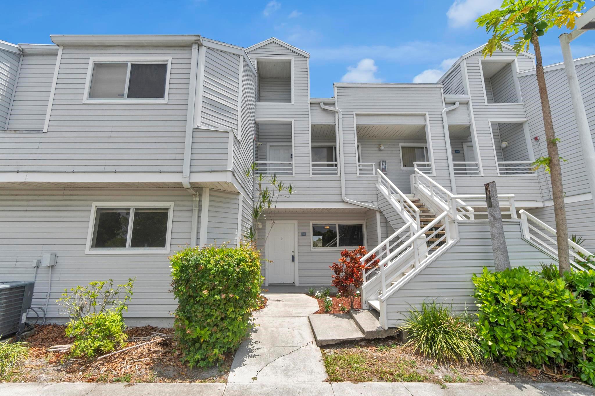 3425 NW 44th St 105