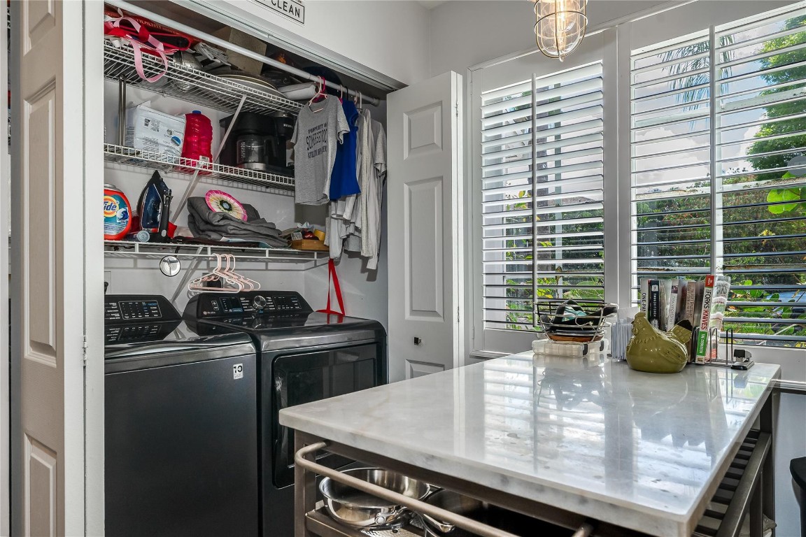 1339 SW 48th Ter 1339