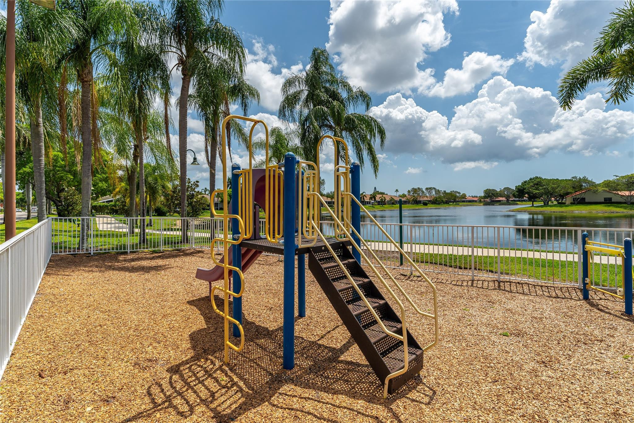 1339 SW 48th Ter 1339