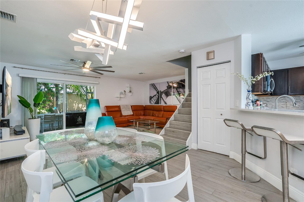 1339 SW 48th Ter 1339