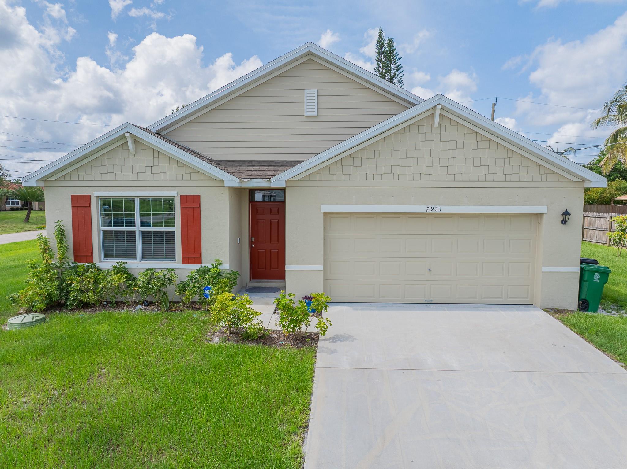 2901 SW Boxwood Circle