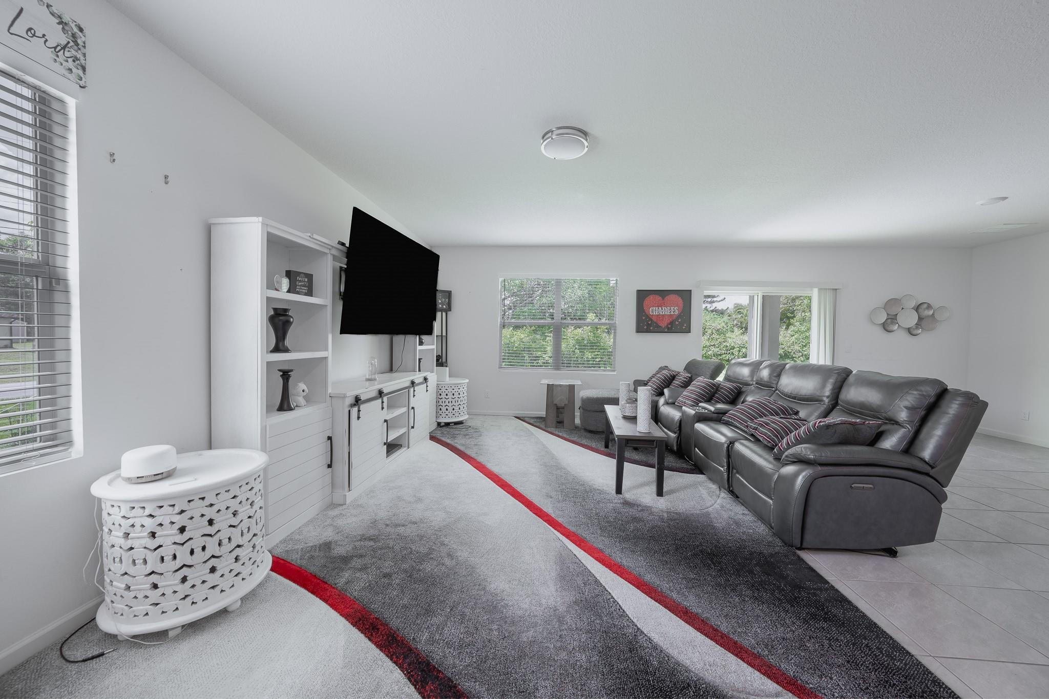 2901 SW Boxwood Circle