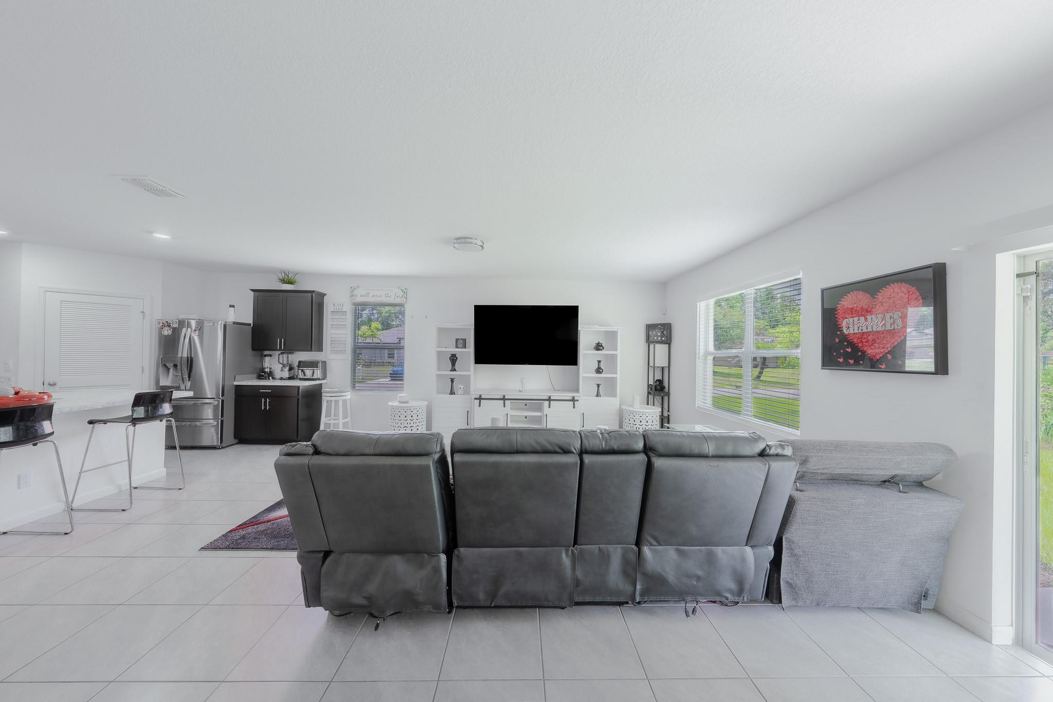 2901 SW Boxwood Circle