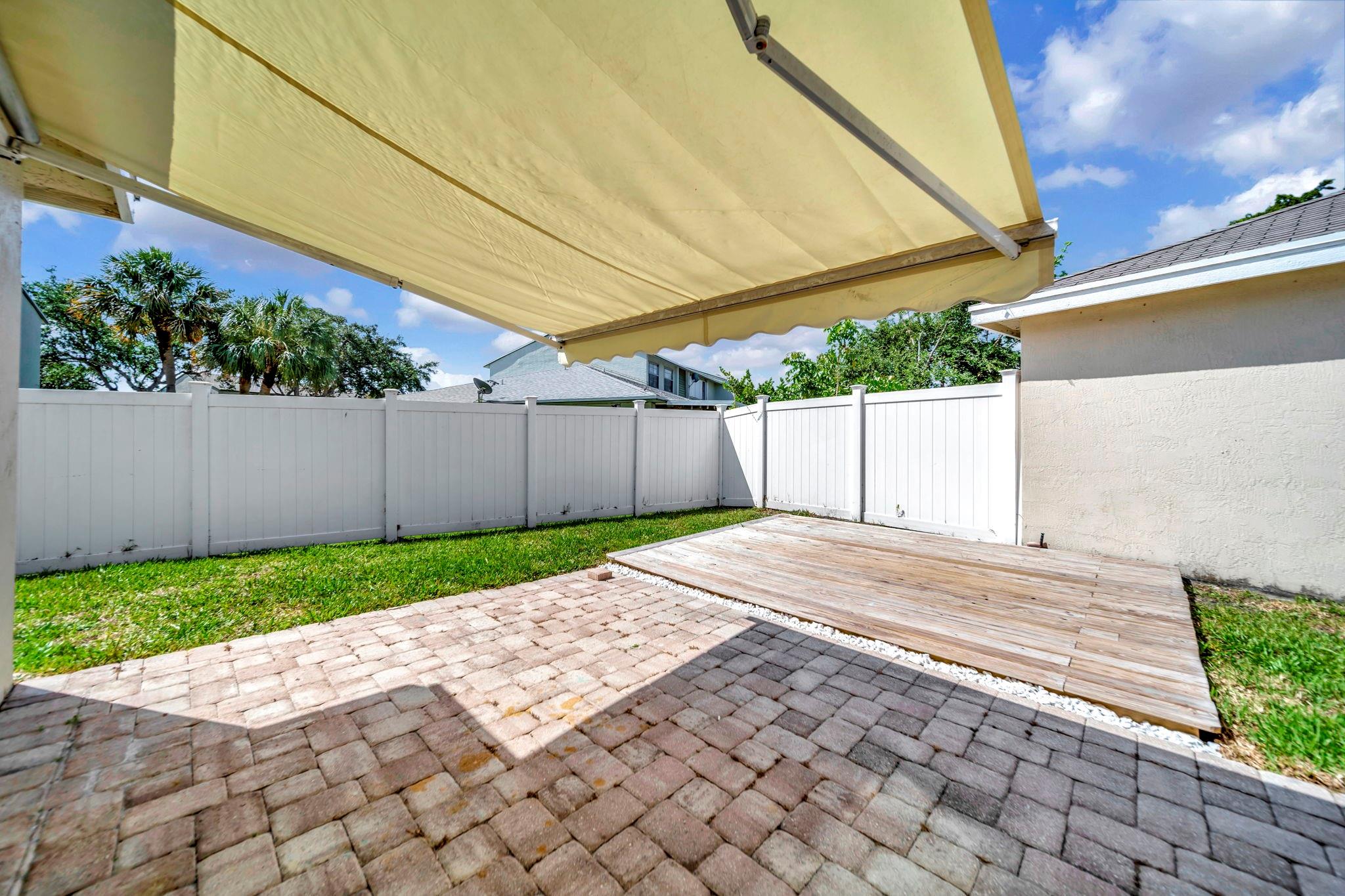 4036 Eastridge Cir