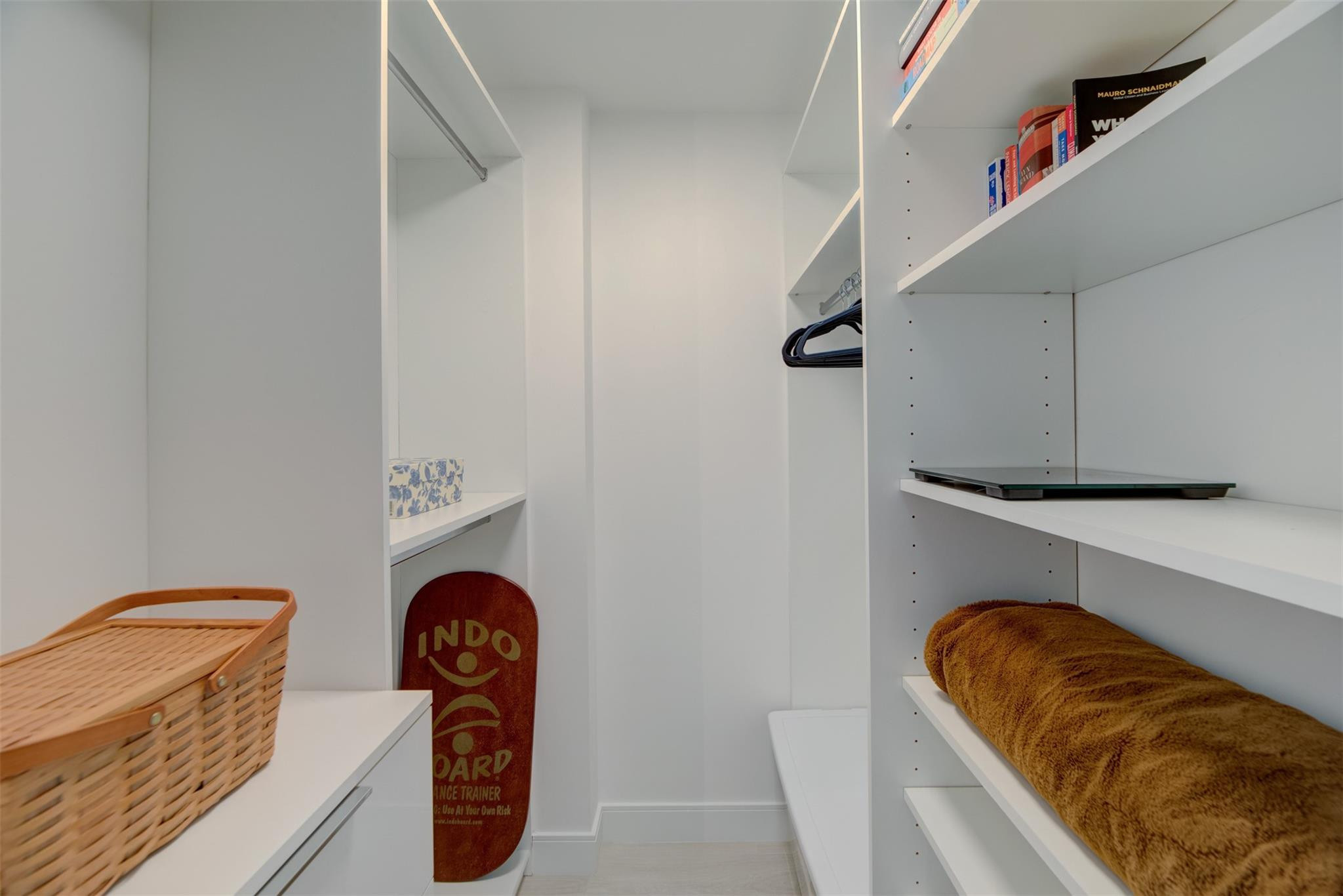 1 Las Olas Circle 404