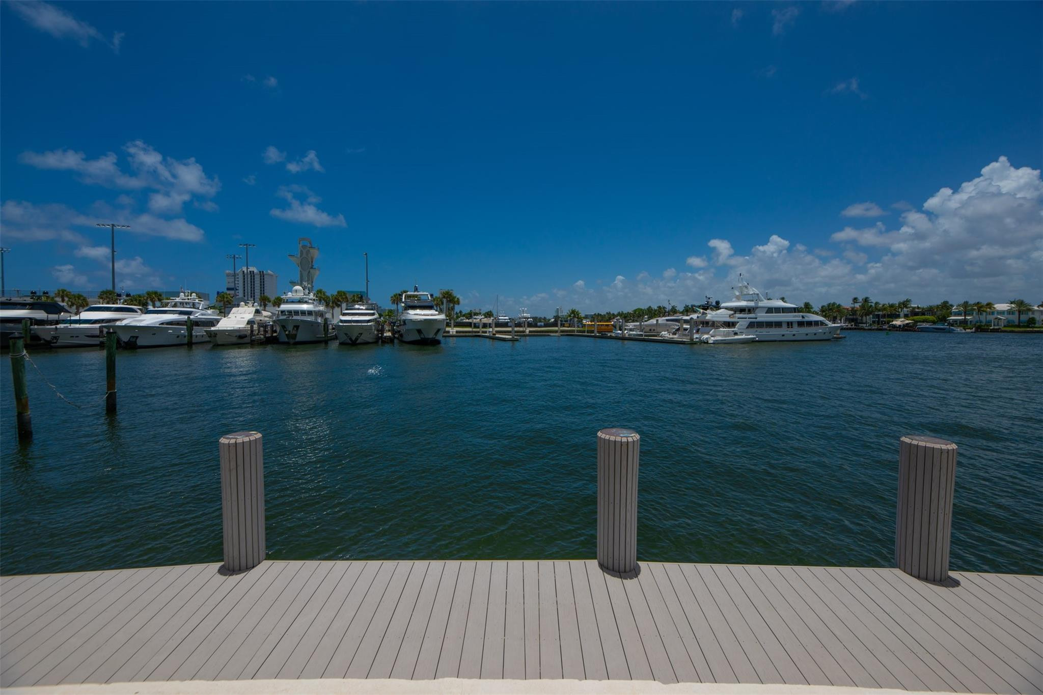 1 Las Olas Circle 404