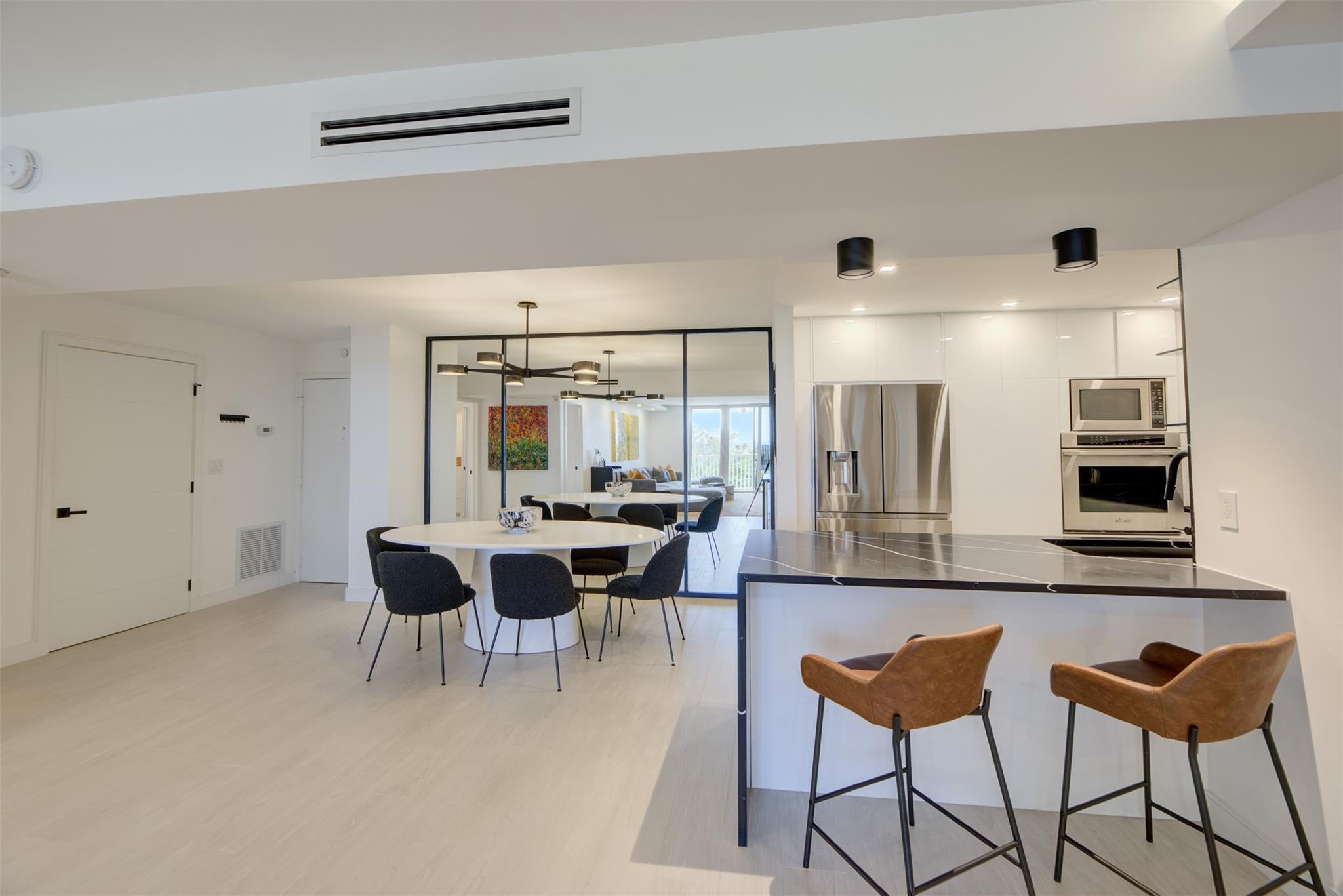 1 Las Olas Circle 404