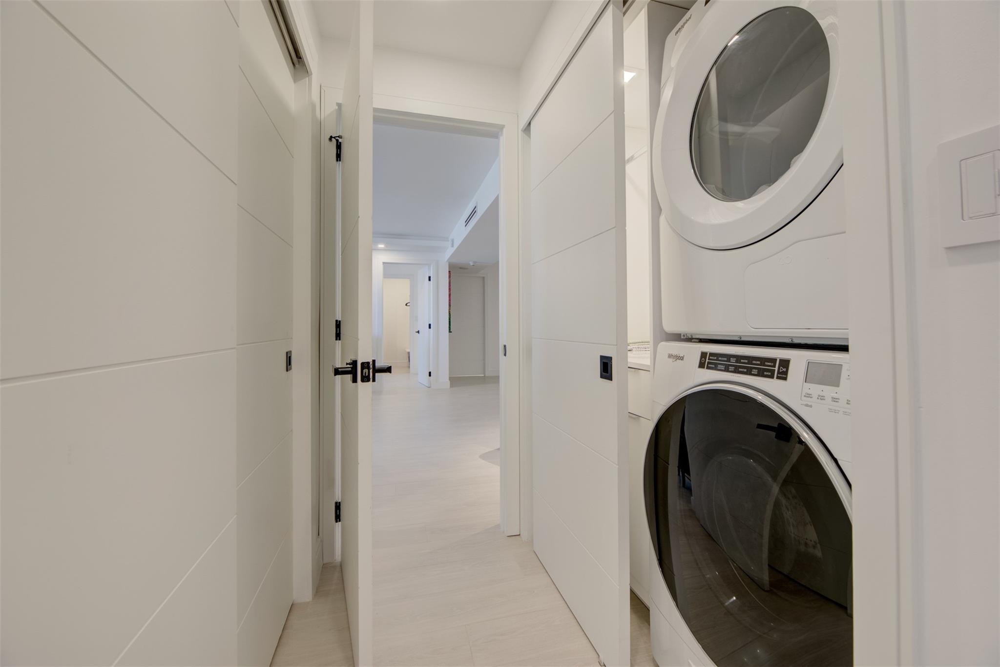 1 Las Olas Circle 404