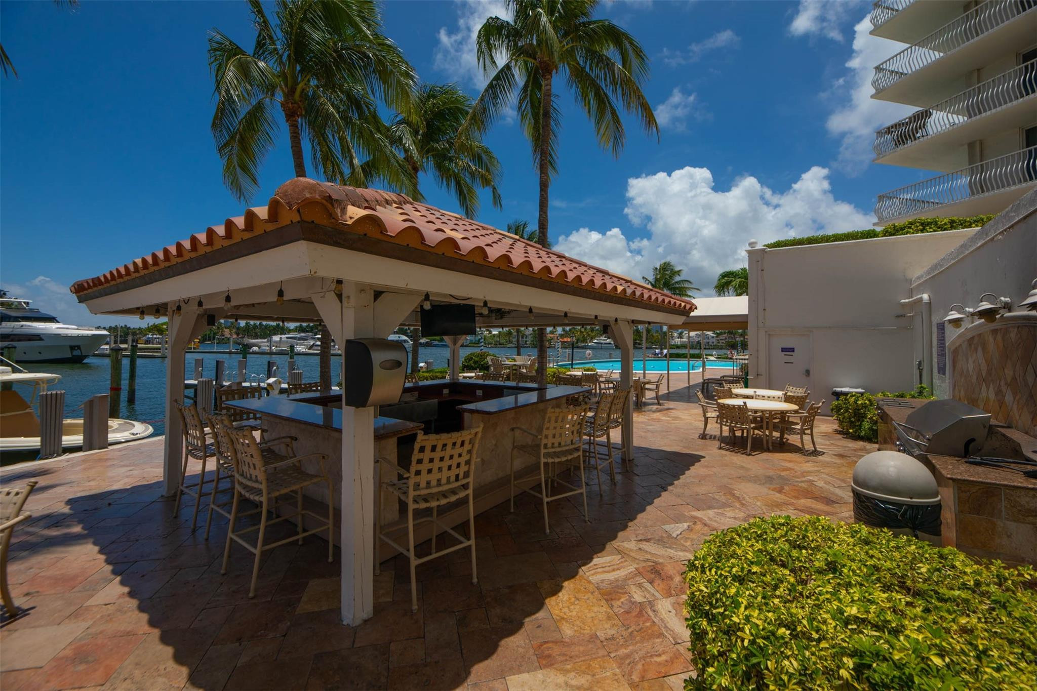 1 Las Olas Circle 404