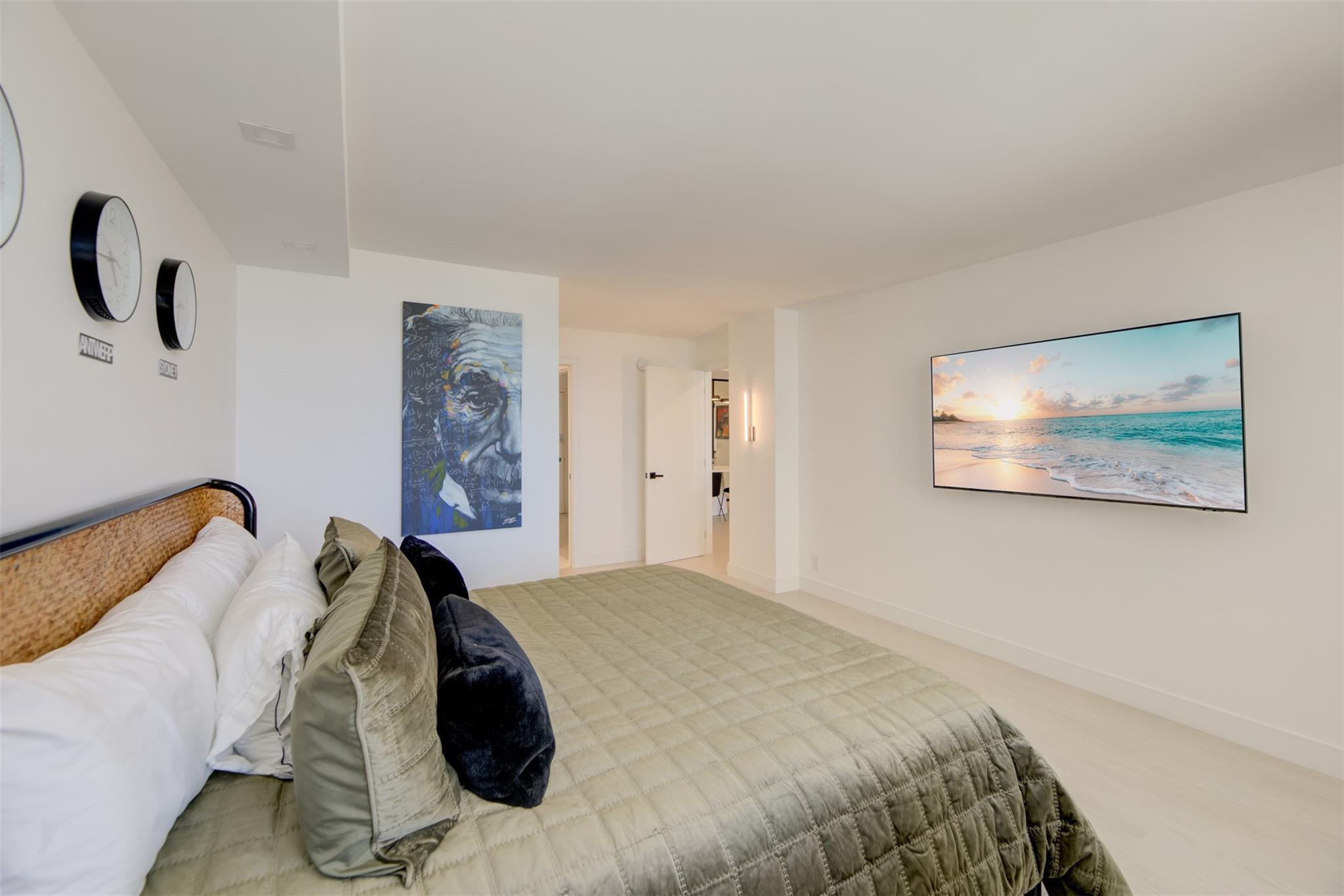 1 Las Olas Circle 404