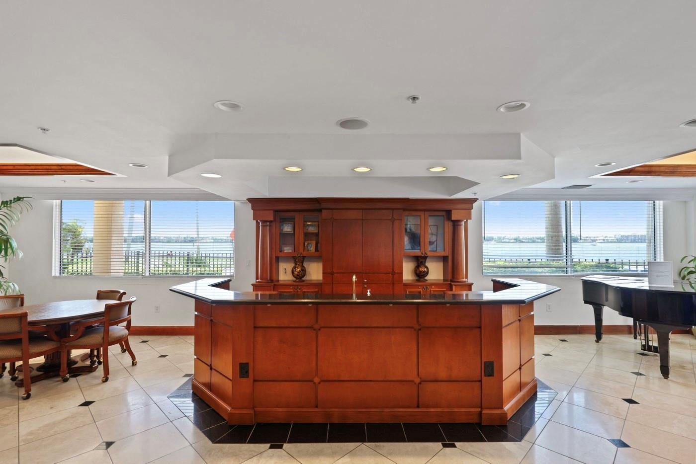 1803 N Flagler Dr 206