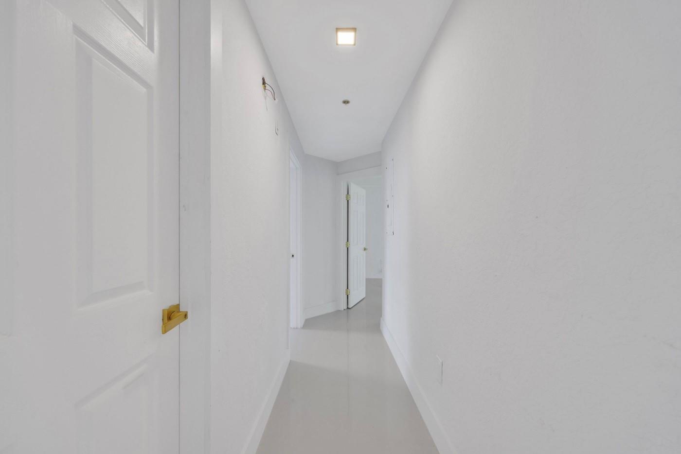 1803 N Flagler Dr 206