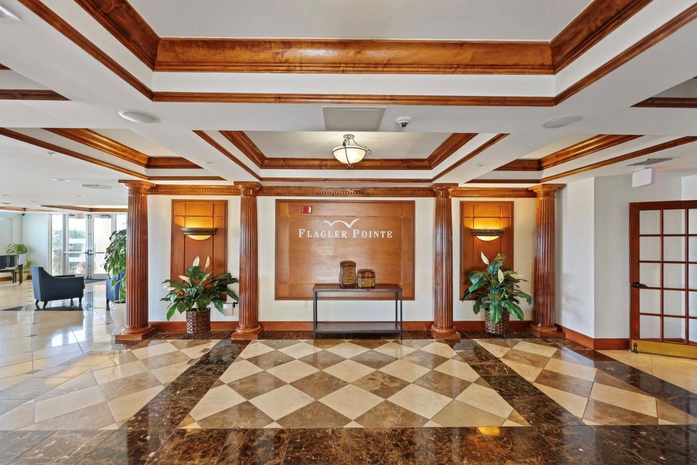 1803 N Flagler Dr 206