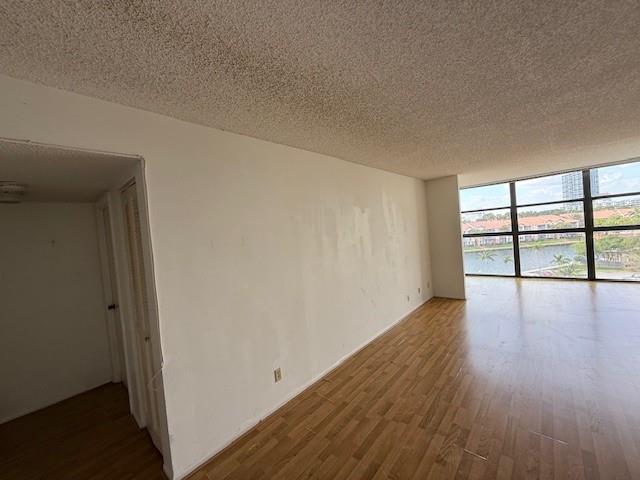 200 Leslie Dr 616