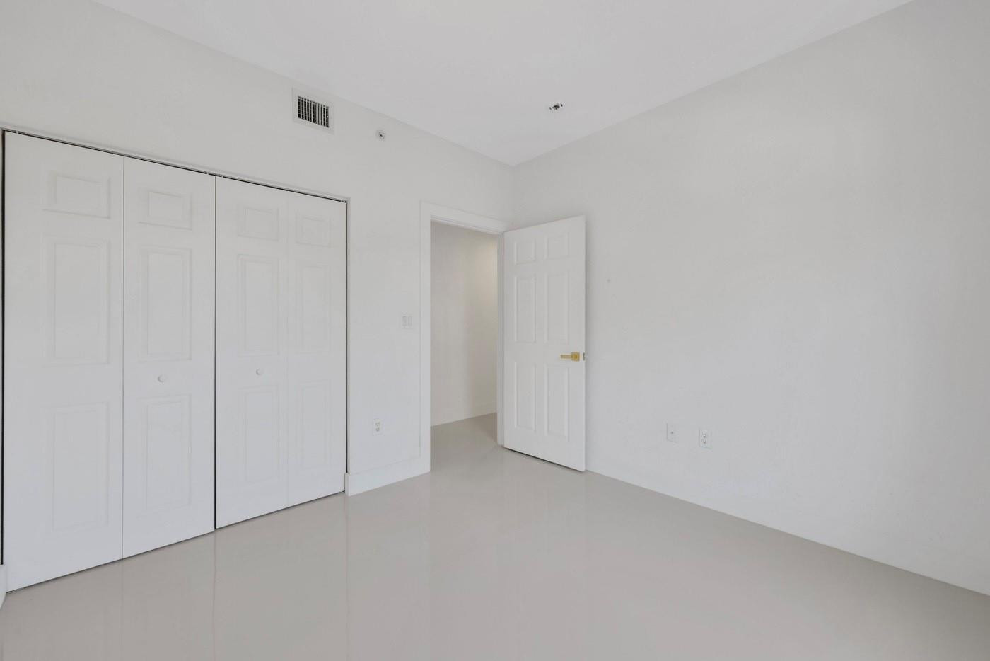 1803 N Flagler Dr 206