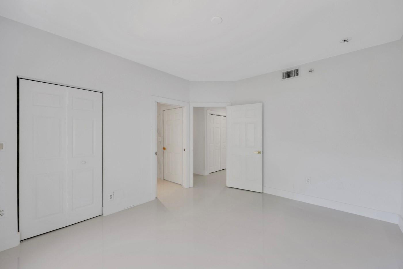 1803 N Flagler Dr 206