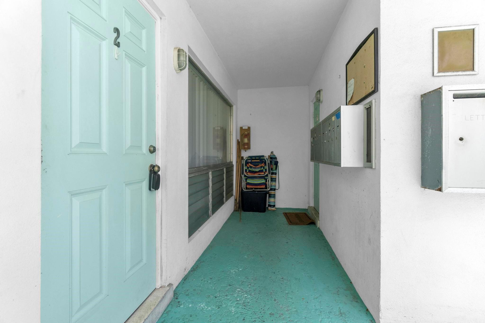 3212 NE 7th Pl 2