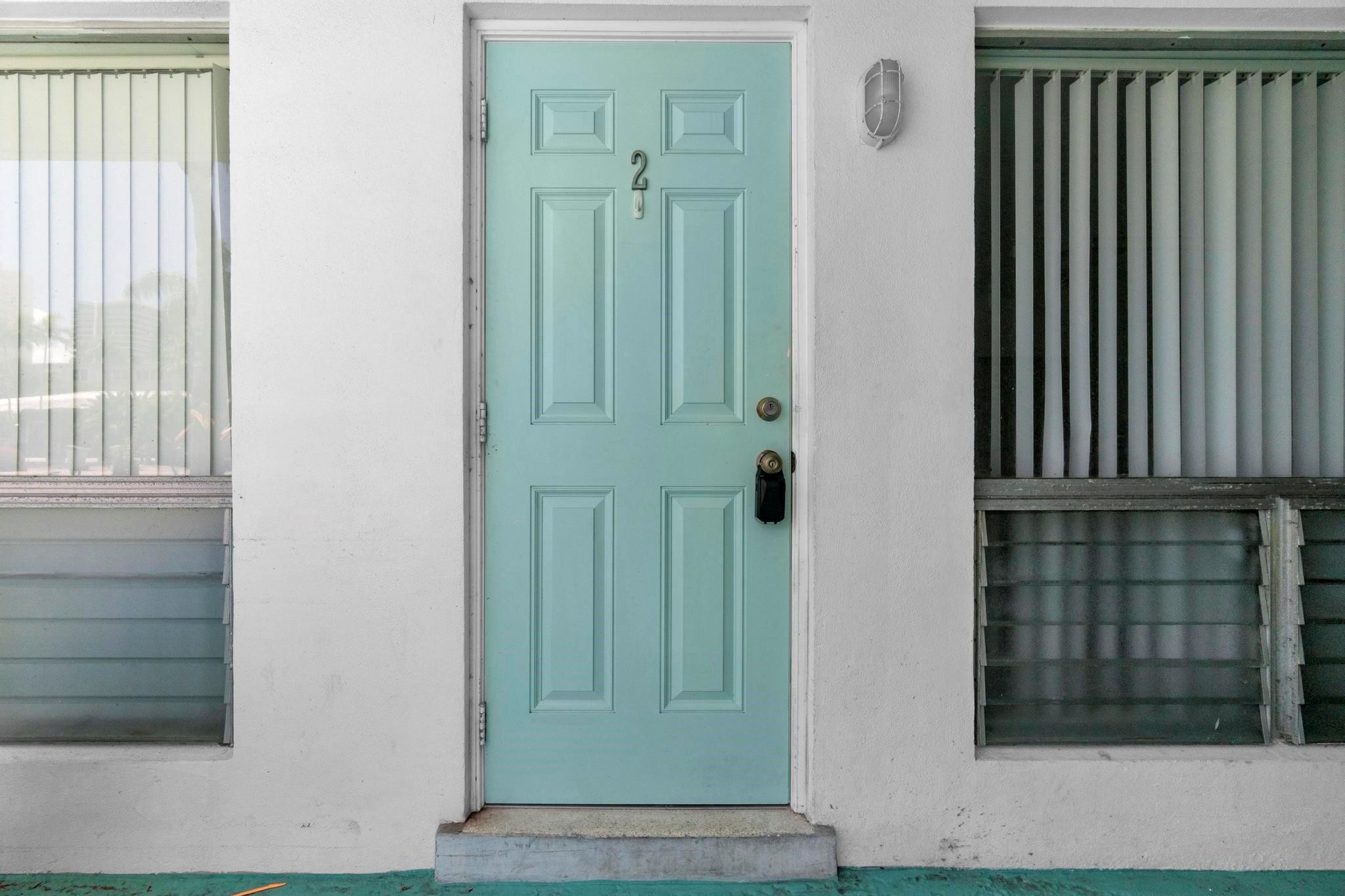 3212 NE 7th Pl 2