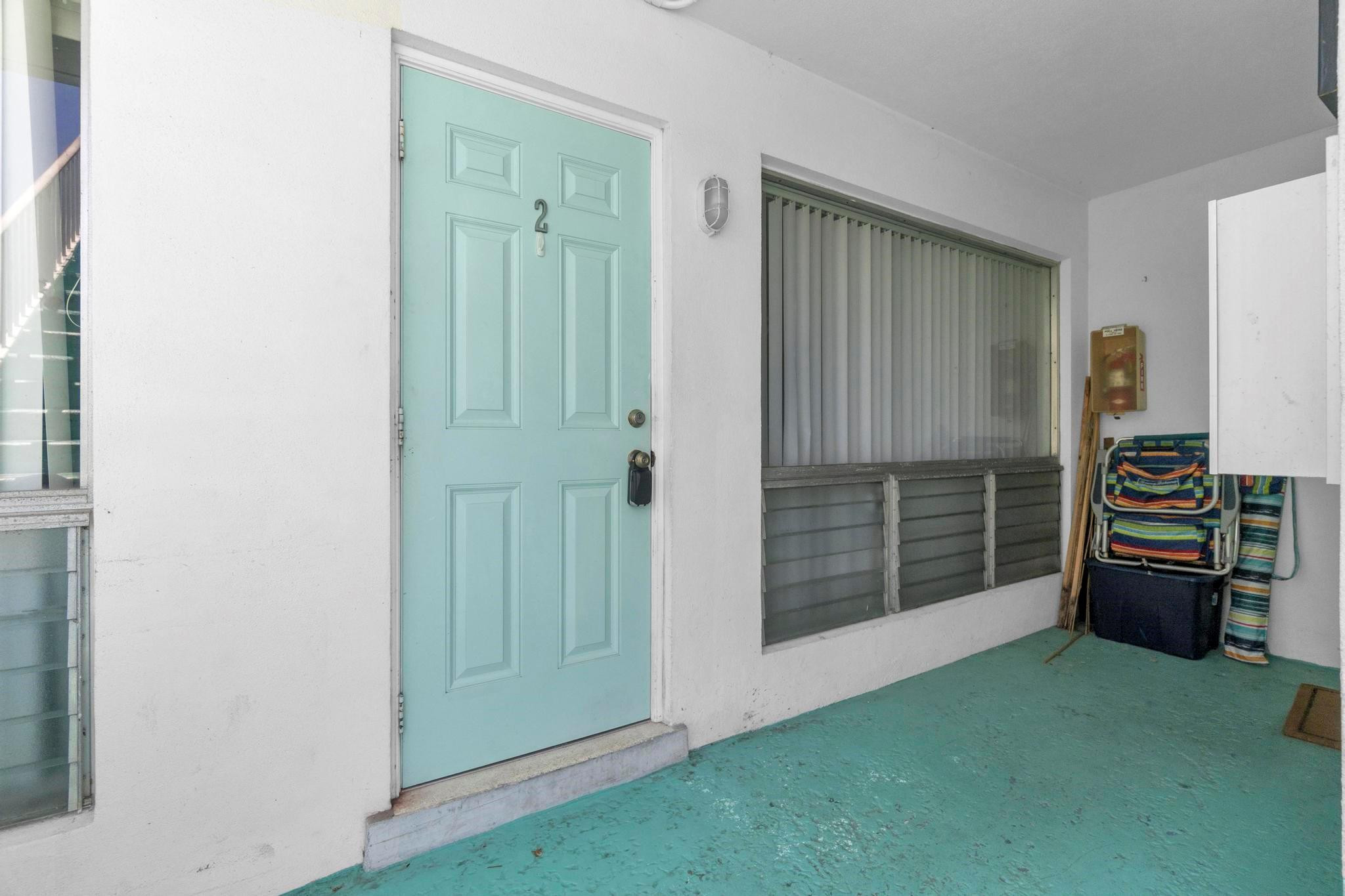 3212 NE 7th Pl 2