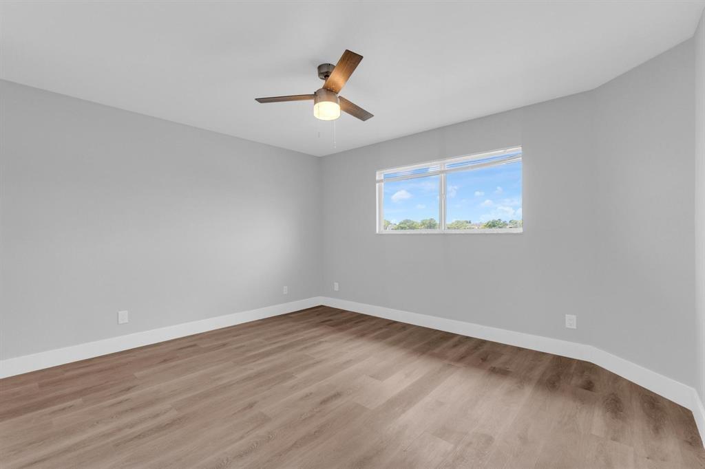 3425 NW 44th St 105