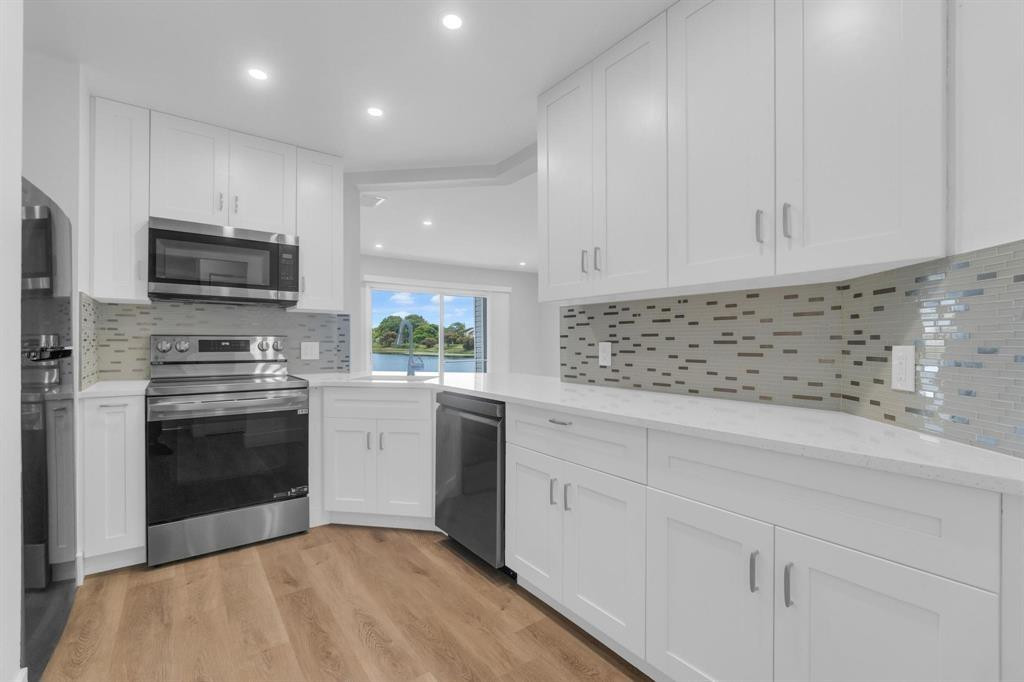 3425 NW 44th St 105