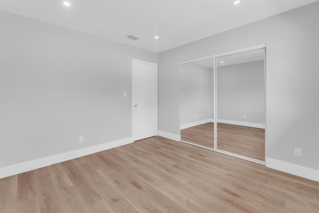 3425 NW 44th St 105