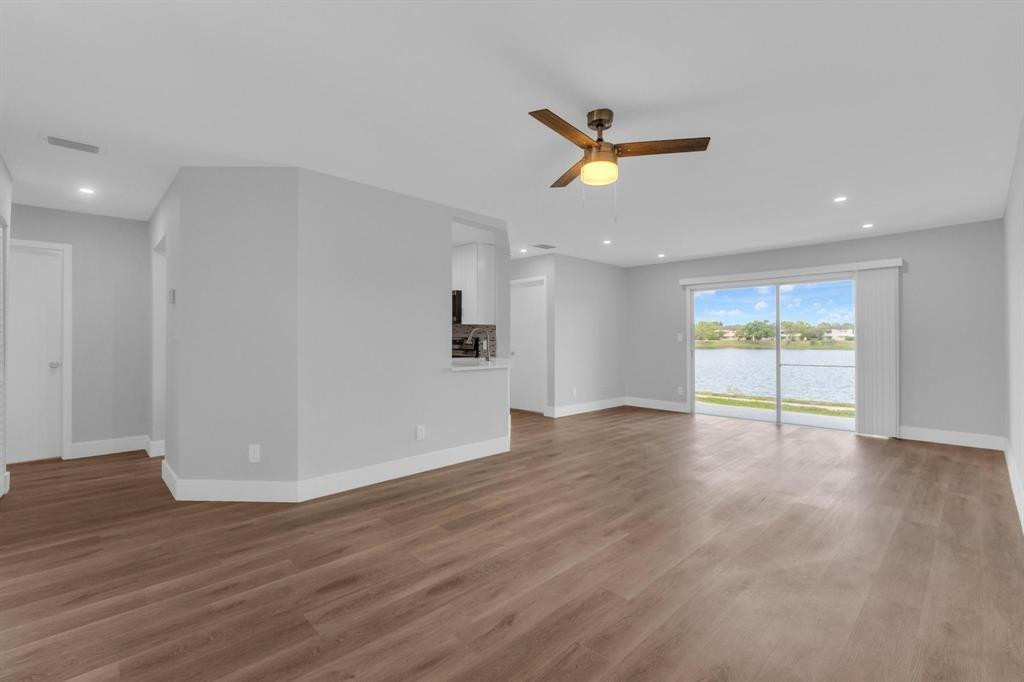 3425 NW 44th St 105