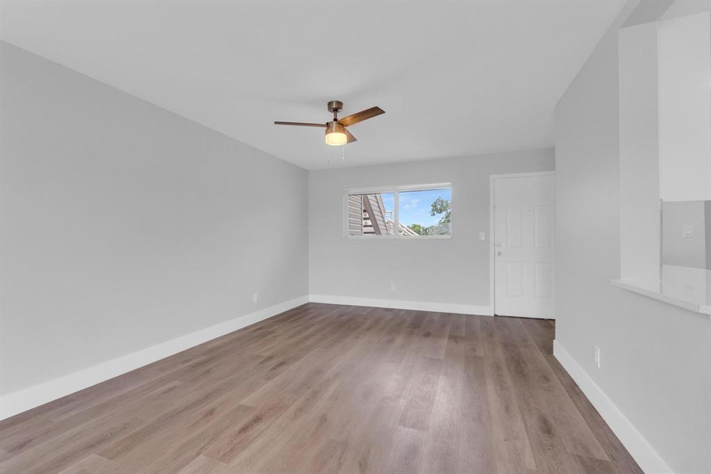 3425 NW 44th St 105