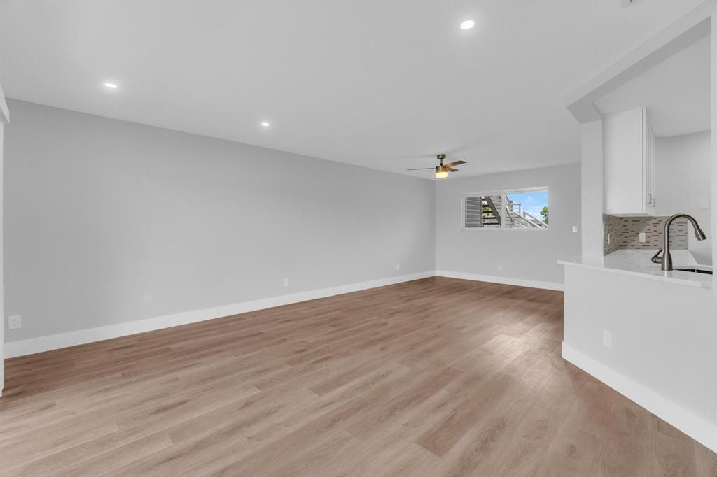 3425 NW 44th St 105