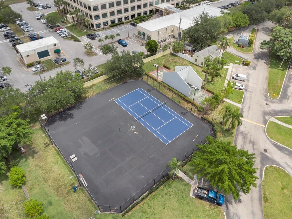 3425 NW 44th St 105