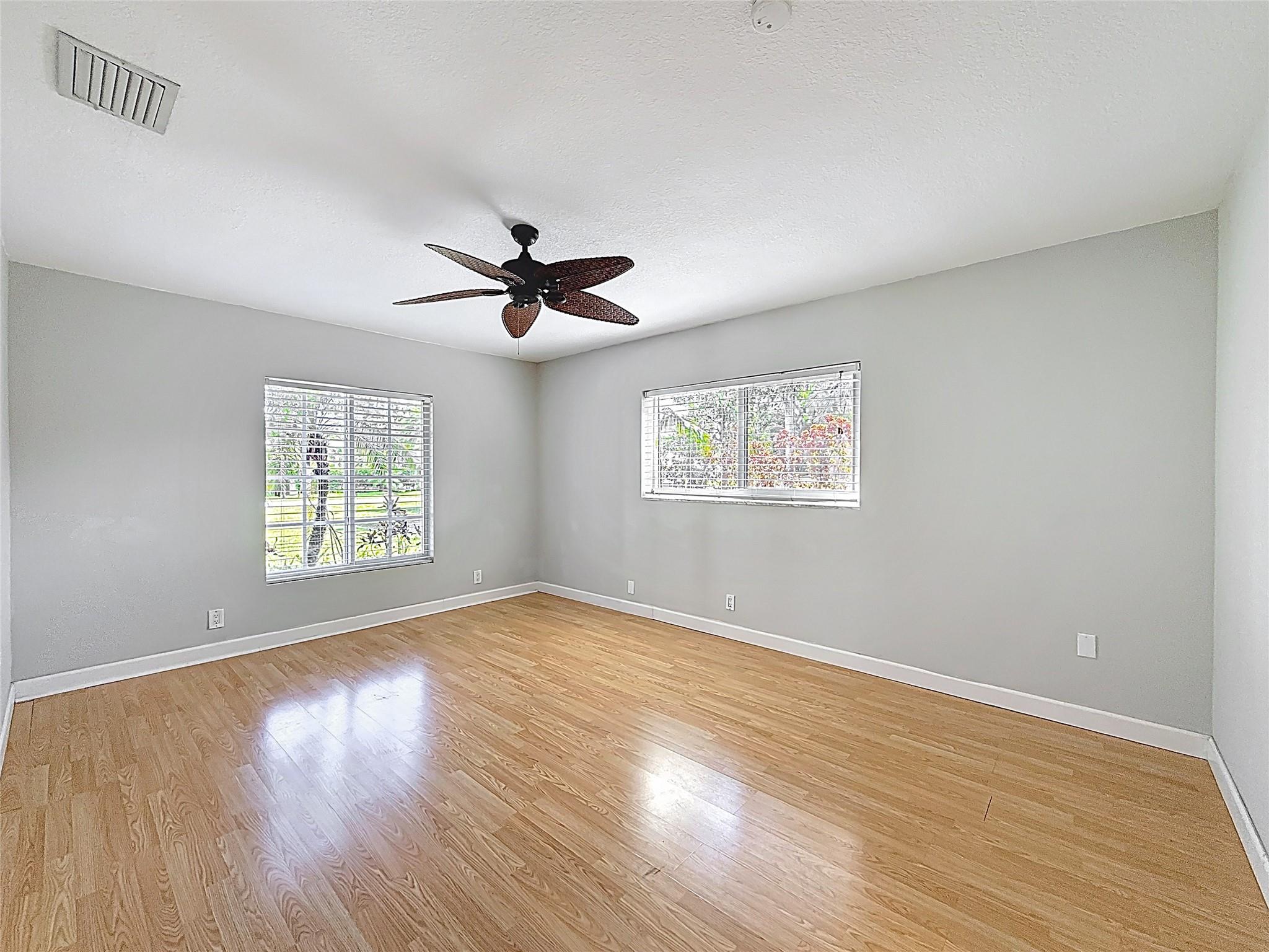 12100 NW 4th St