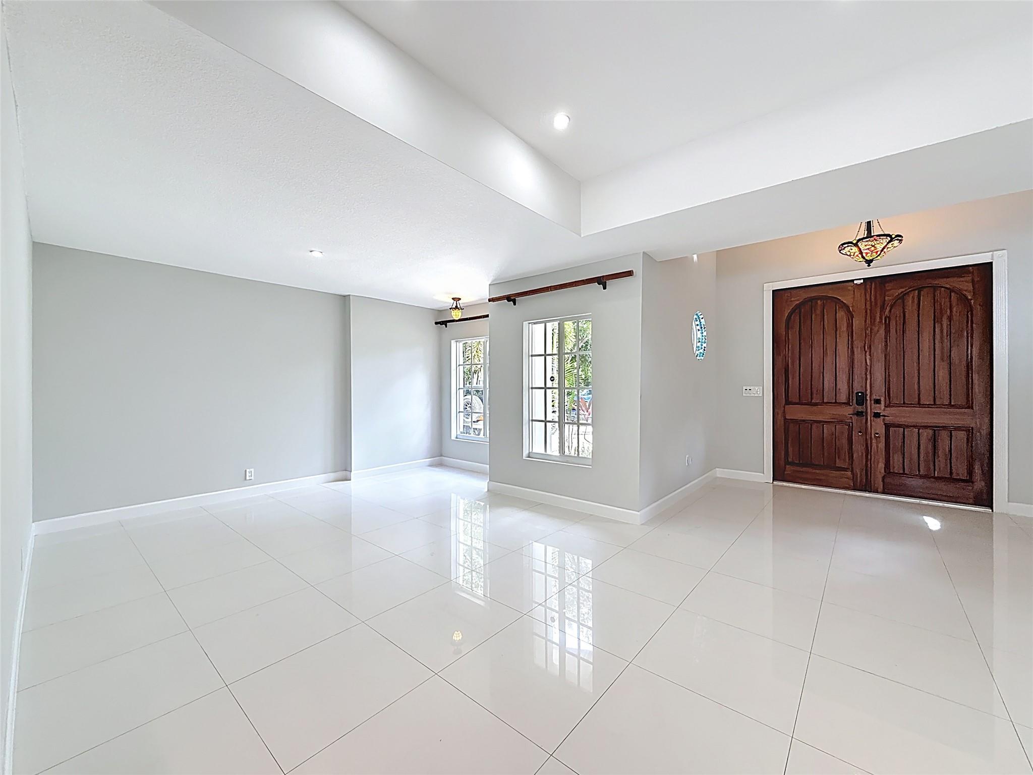 12100 NW 4th St