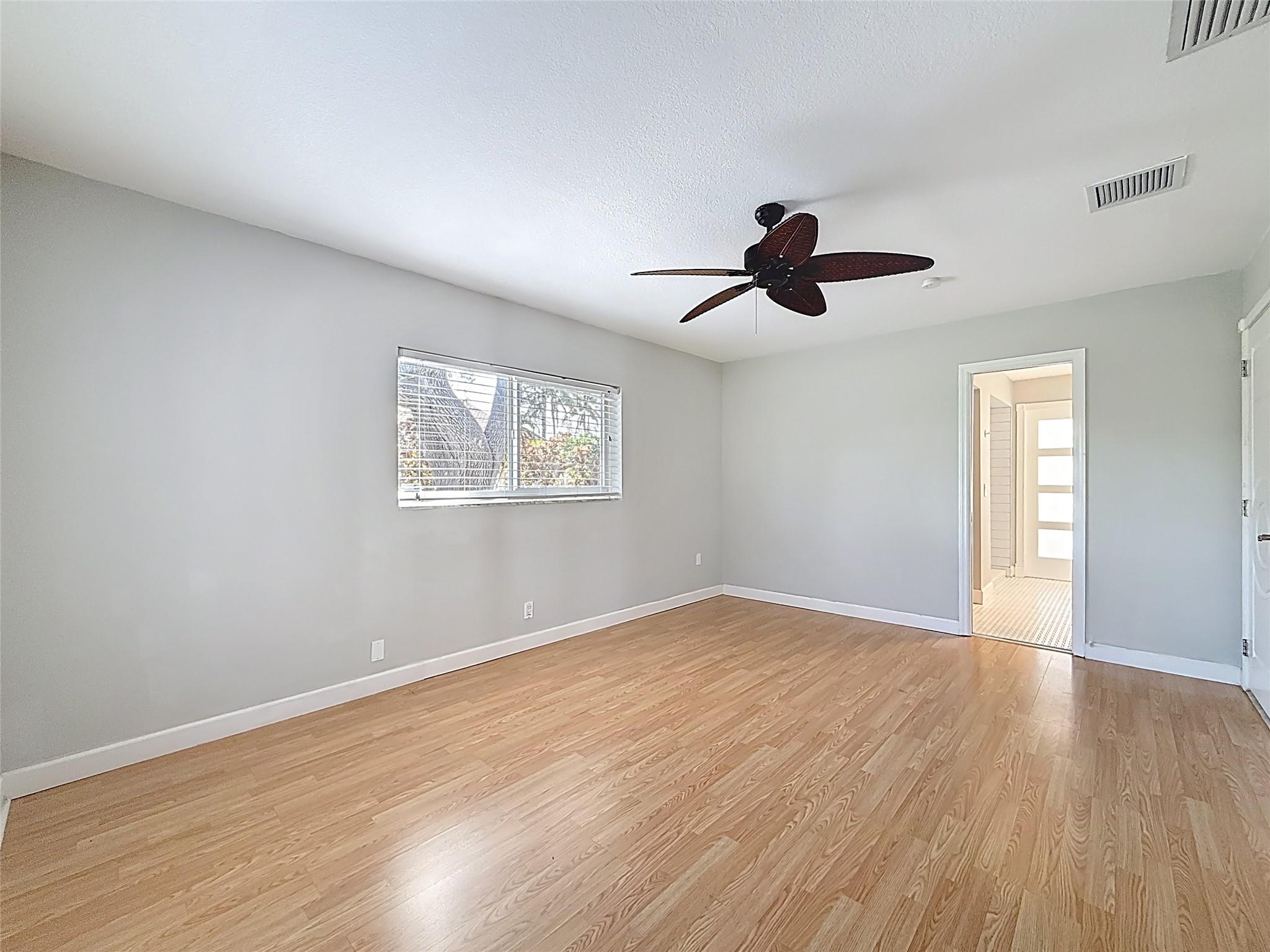 12100 NW 4th St