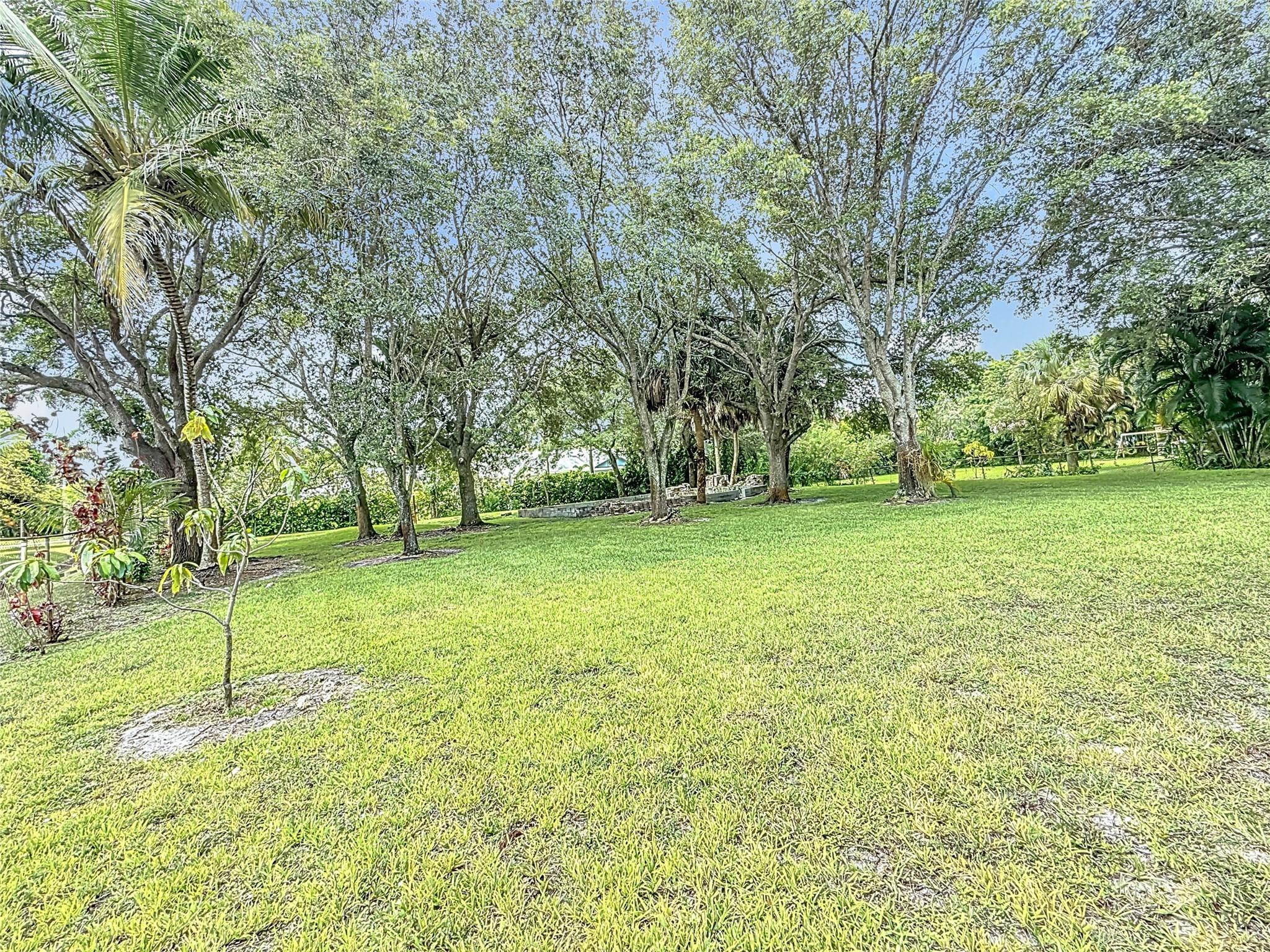 12100 NW 4th St