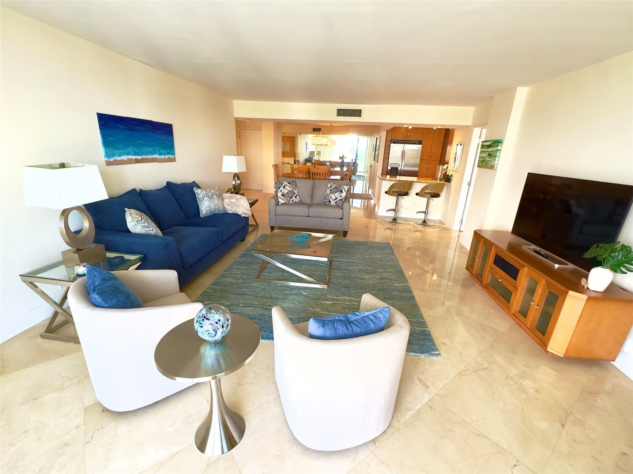 1 Las Olas Circle 712