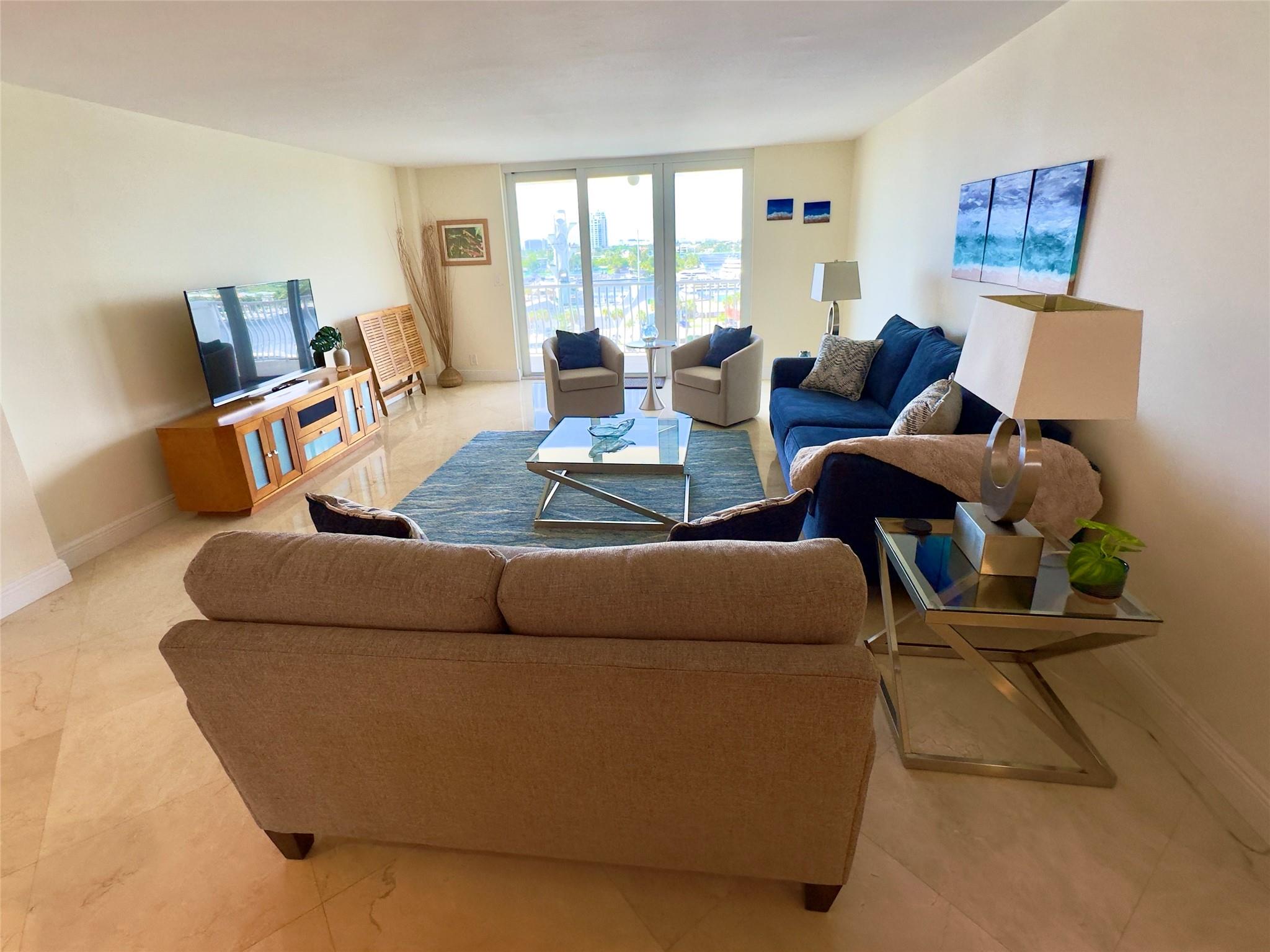 1 Las Olas Circle 712