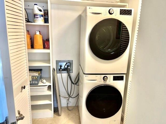 1 Las Olas Circle 712