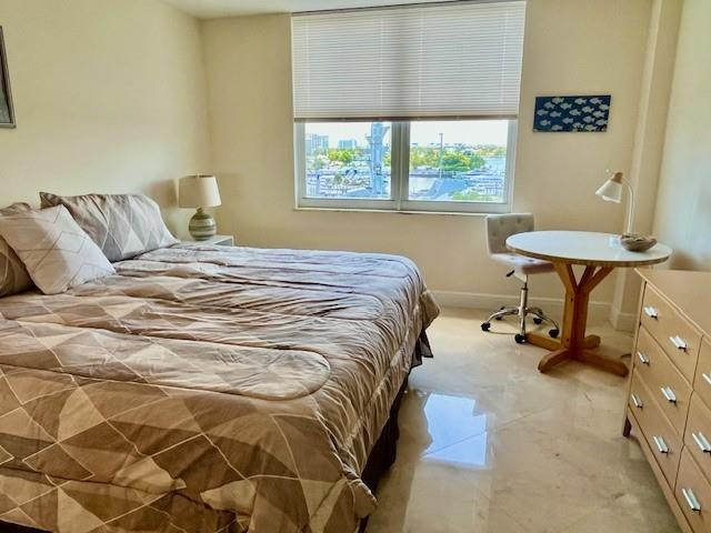 1 Las Olas Circle 712