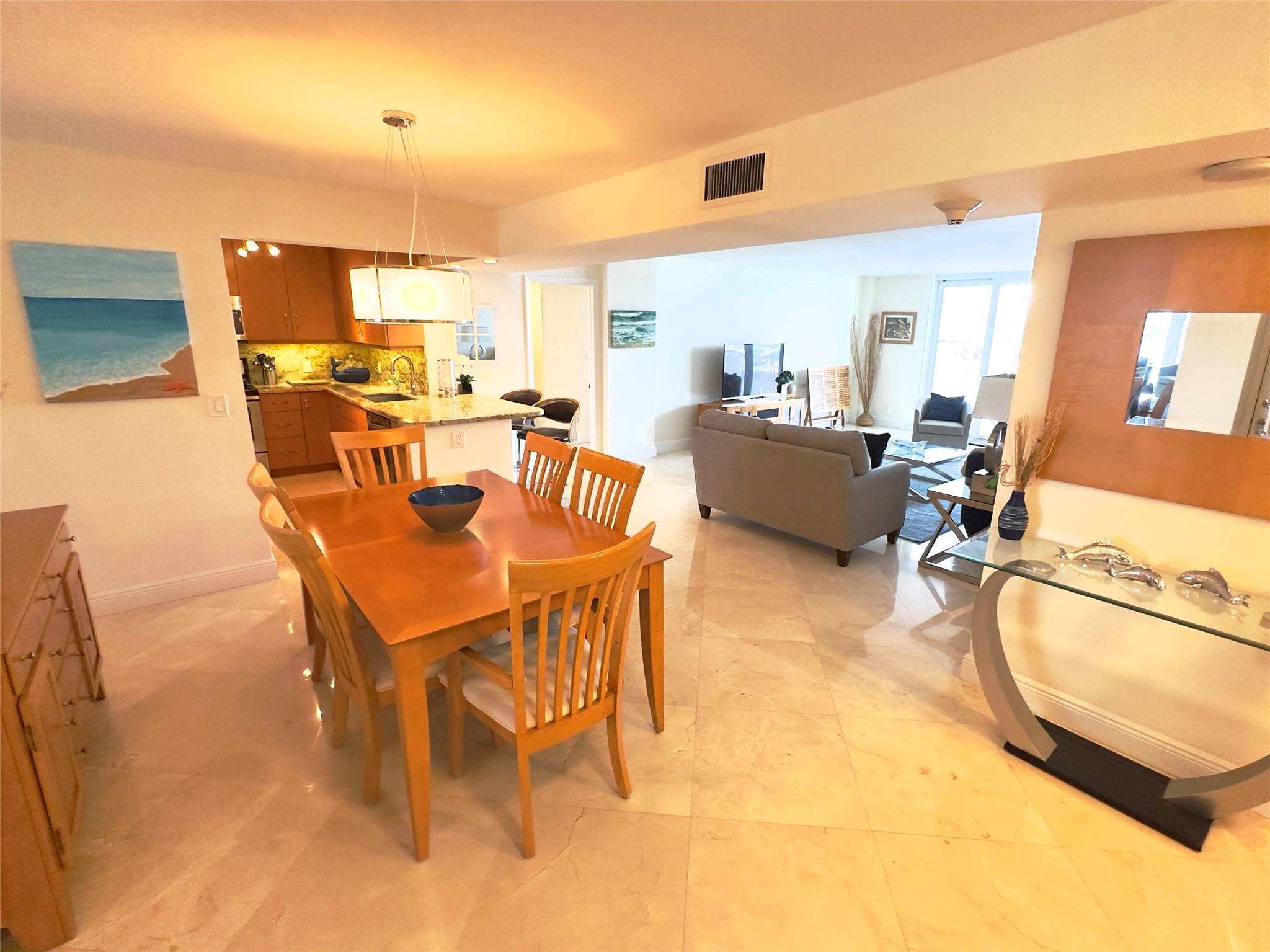 1 Las Olas Circle 712