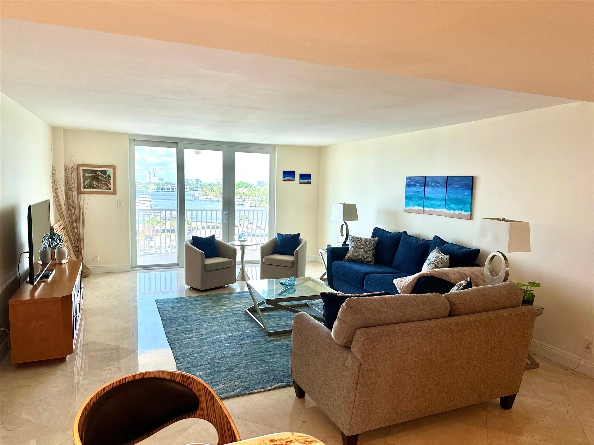 1 Las Olas Circle 712