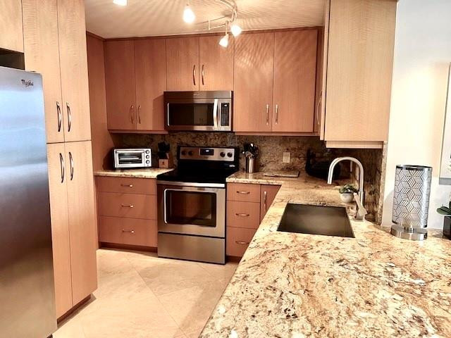 1 Las Olas Circle 712