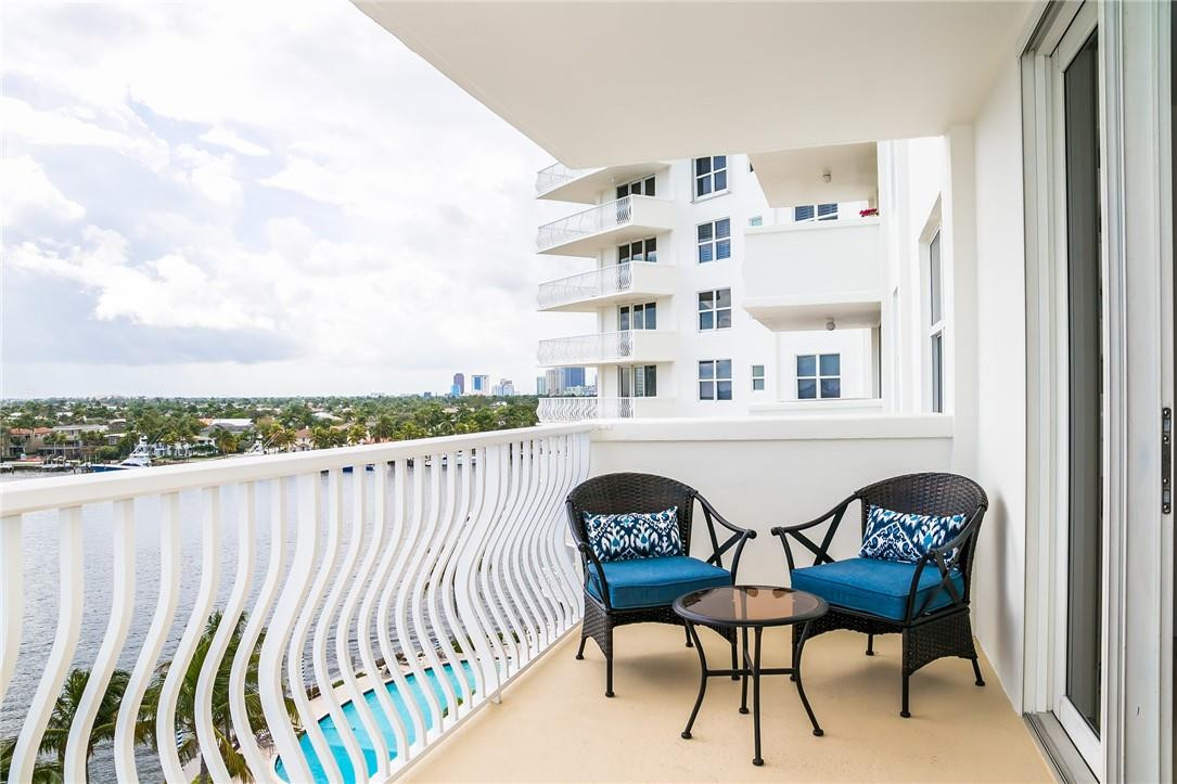 1 Las Olas Circle 712