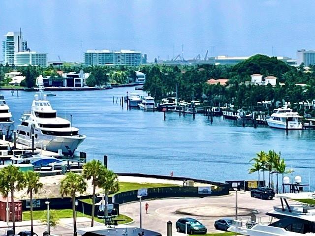 1 Las Olas Circle 712