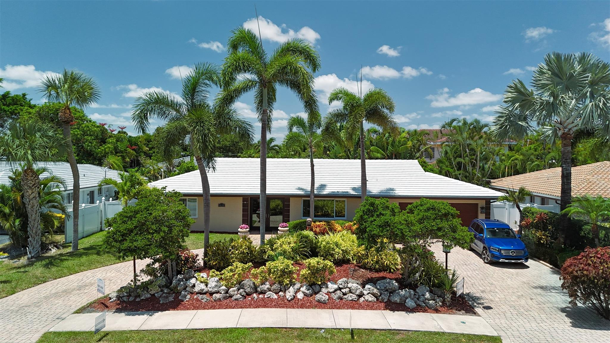 4131 Bayview Dr
