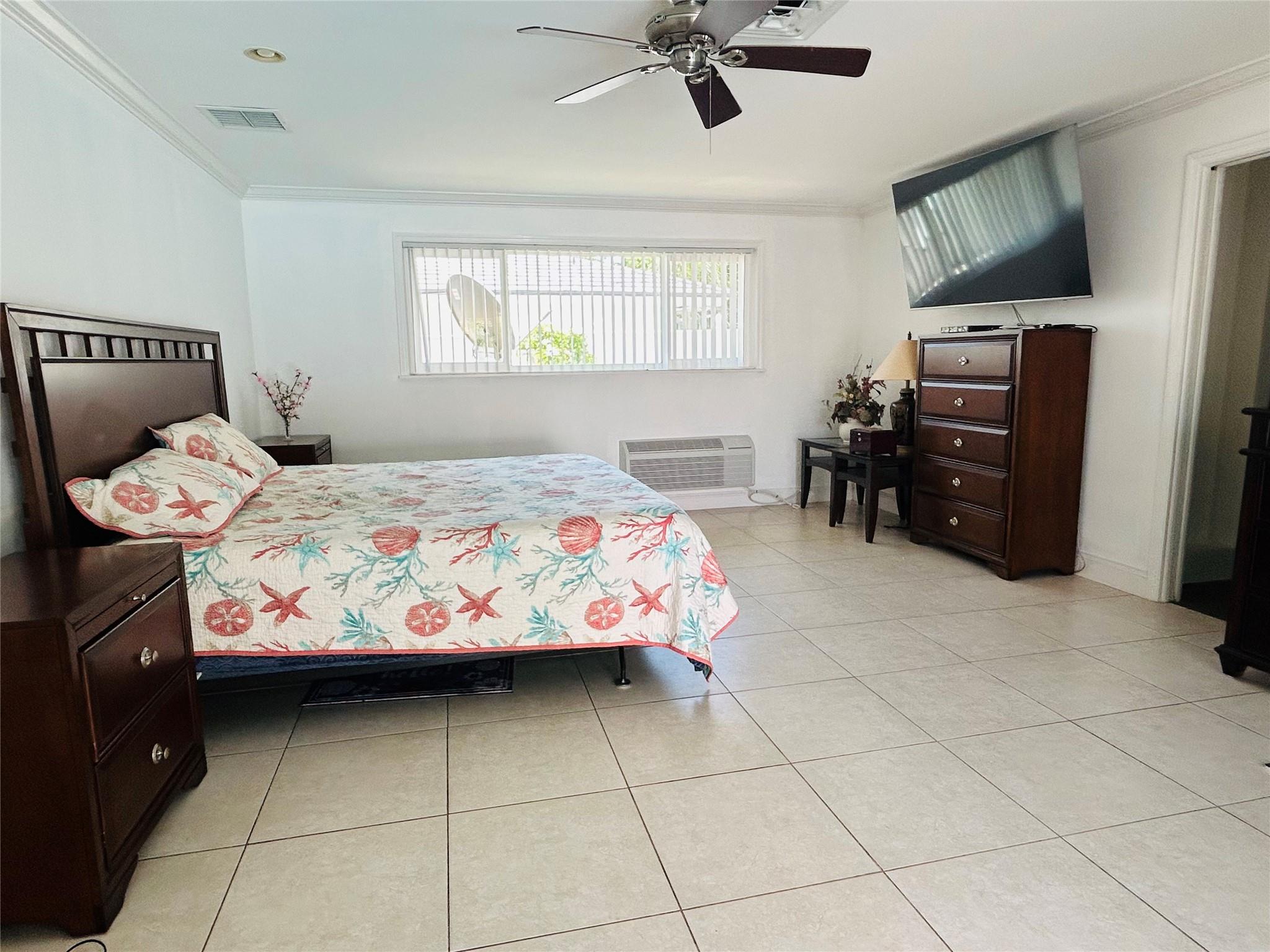 4131 Bayview Dr