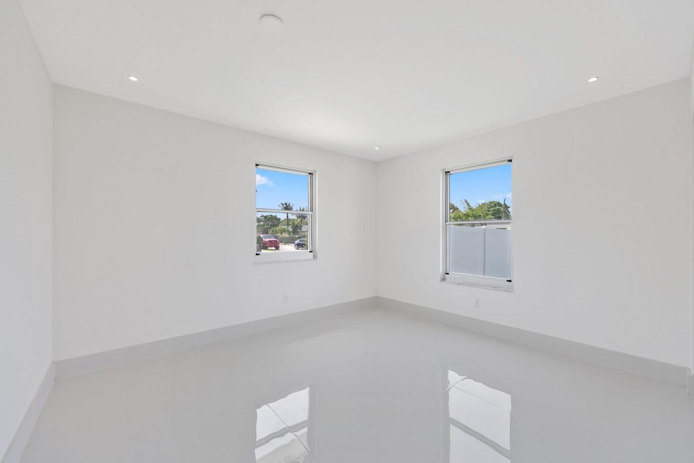 3349 El Vedado Ct