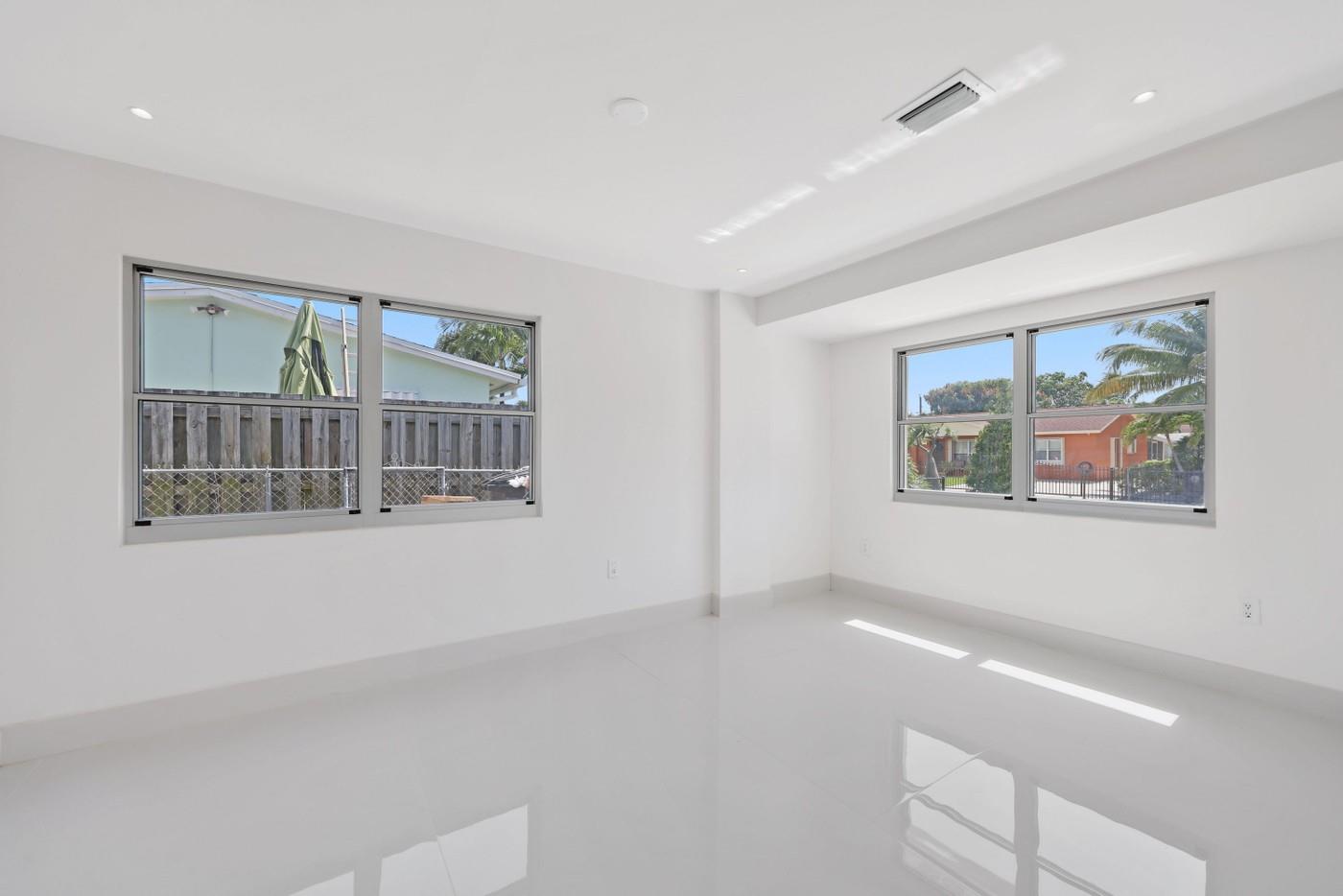 3349 El Vedado Ct